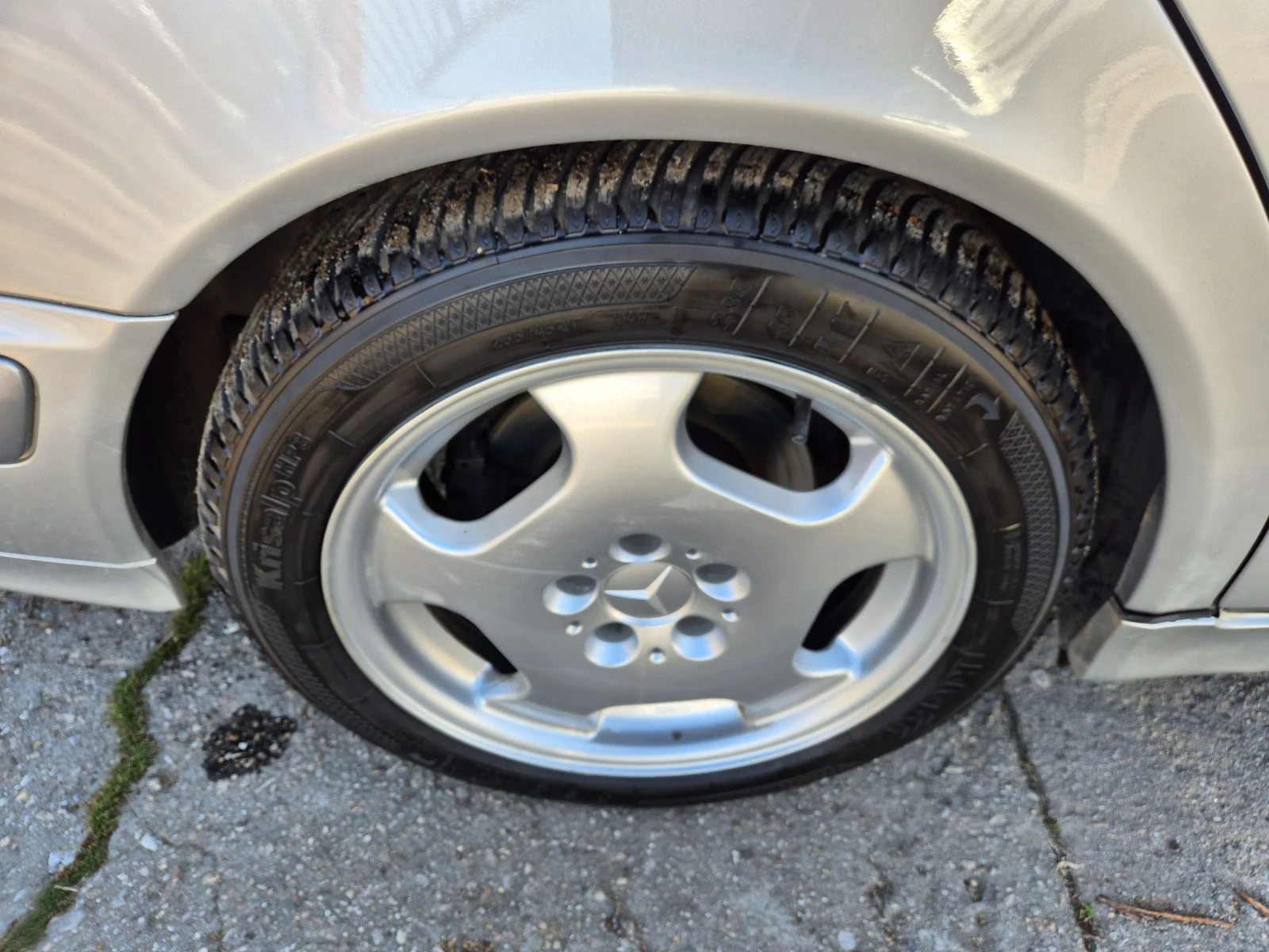 Mercedes-Benz E 280 Elegance , снимка 8 - Автомобили и джипове - 54094951