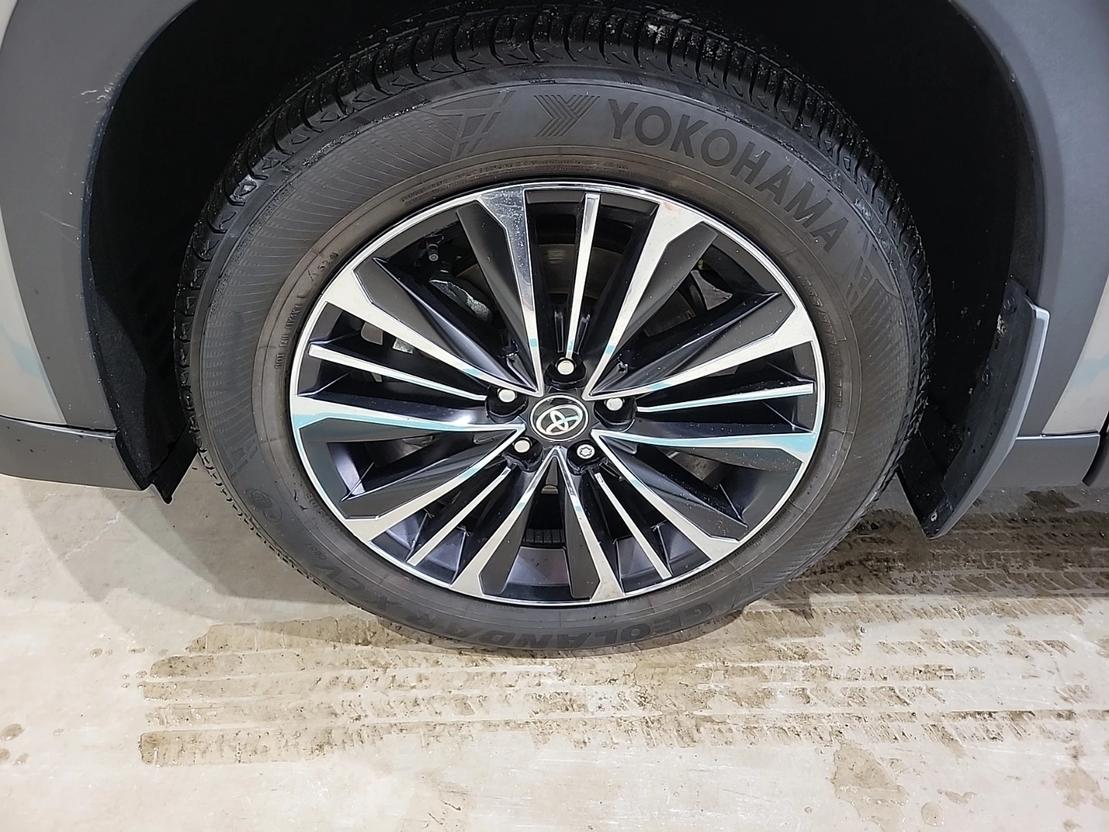 Toyota Grand Highlander HYBRID PLATINUM MAX * * CARFAX * * ���� ������ * * | Mobile.bg � ����������� 7