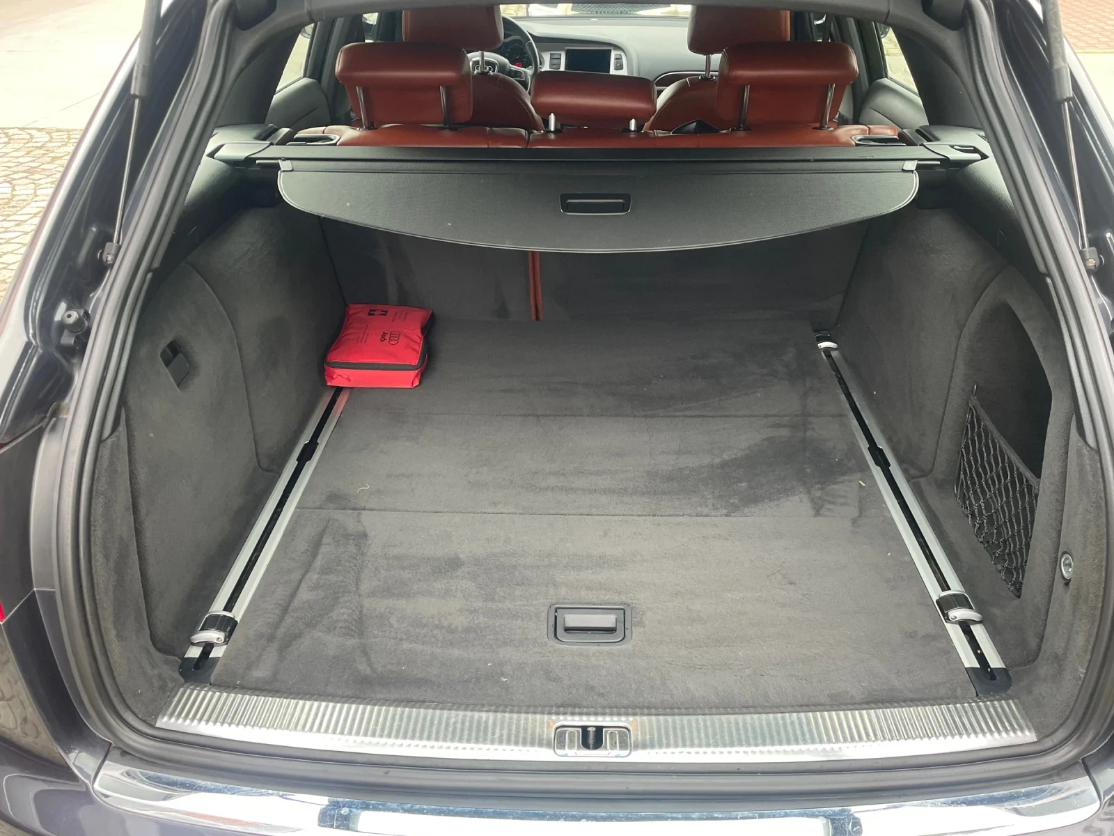 Audi A6 2.0i AUTOMATIC, снимка 9 - Автомобили и джипове - 54542809