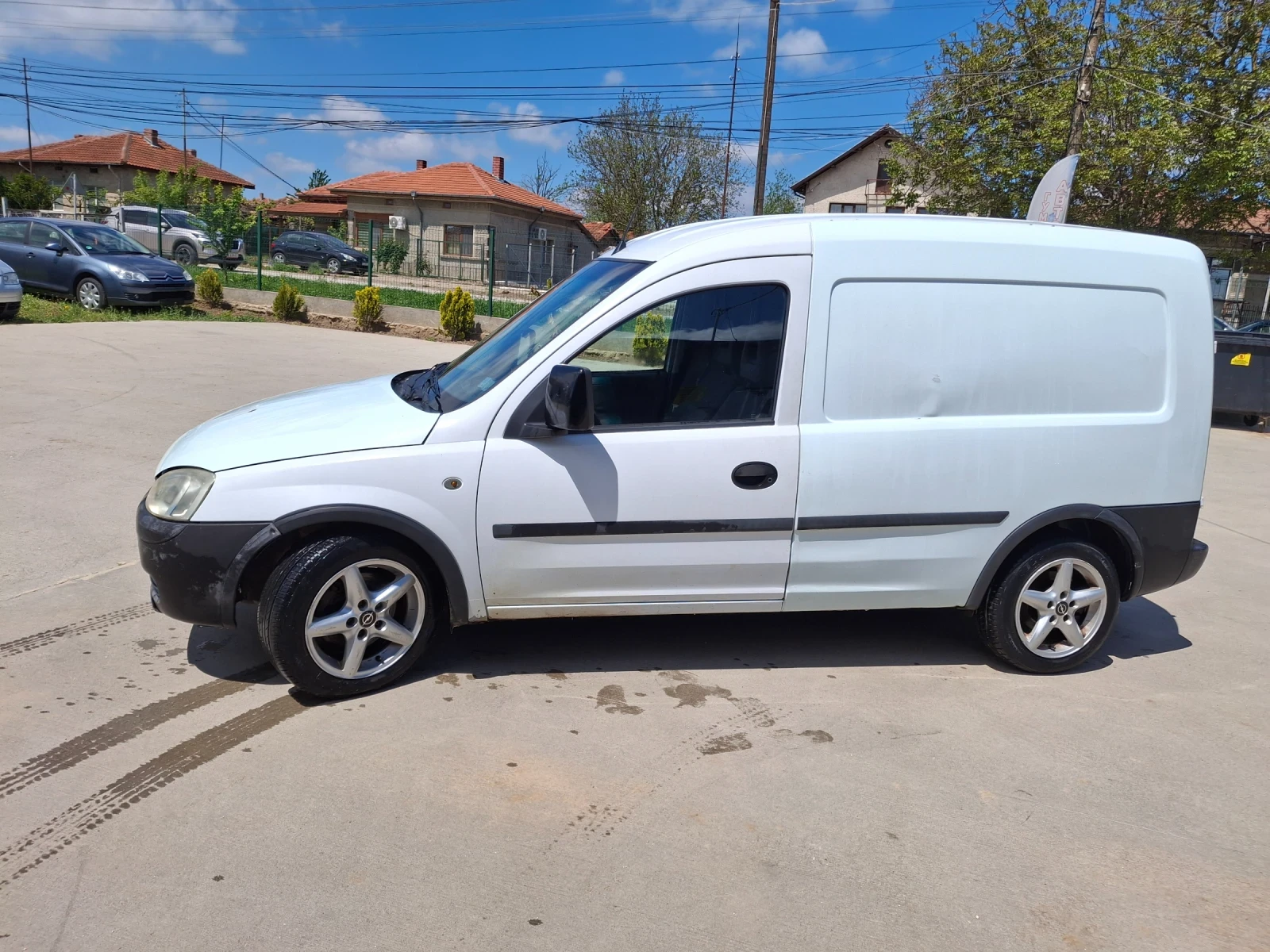 Opel Combo 1.7 CDTI, снимка 3 - Автомобили и джипове - 54545891