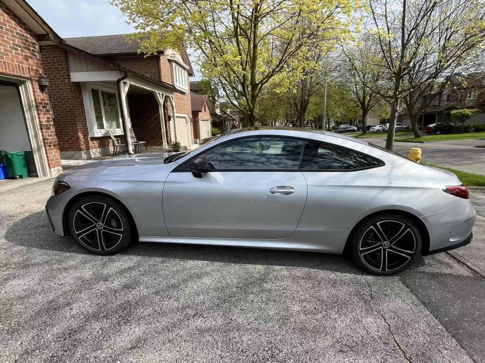 Mercedes-Benz CLE 300 4MATIC * ПОДГРЕВ * ПАНОРАМА * 360* BURMESTER, снимка 2 - Автомобили и джипове - 54611647