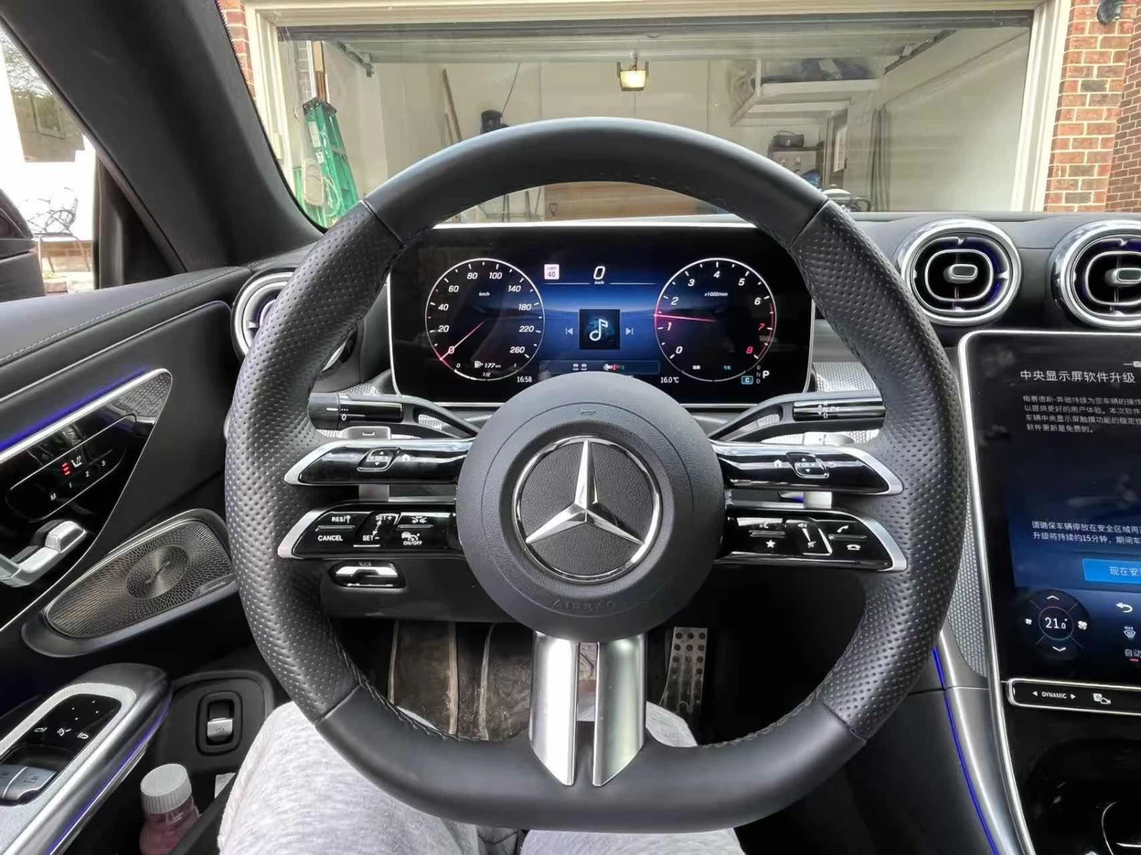 Mercedes-Benz CLE 300 4MATIC * ПОДГРЕВ * ПАНОРАМА * 360* BURMESTER, снимка 8 - Автомобили и джипове - 54611647