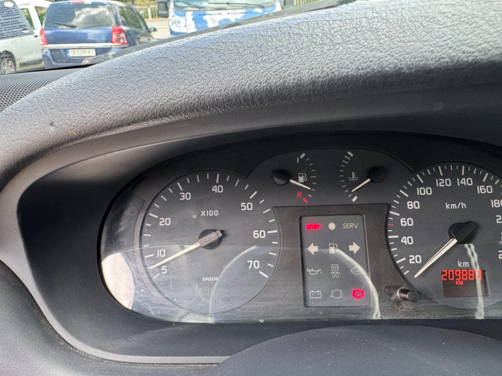 Renault Megane Газов инжекцион, снимка 6 - Автомобили и джипове - 54675585