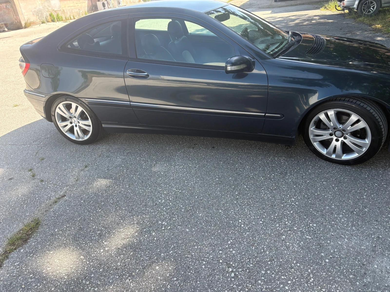 Mercedes-Benz C 220, снимка 3 - Автомобили и джипове - 54735285