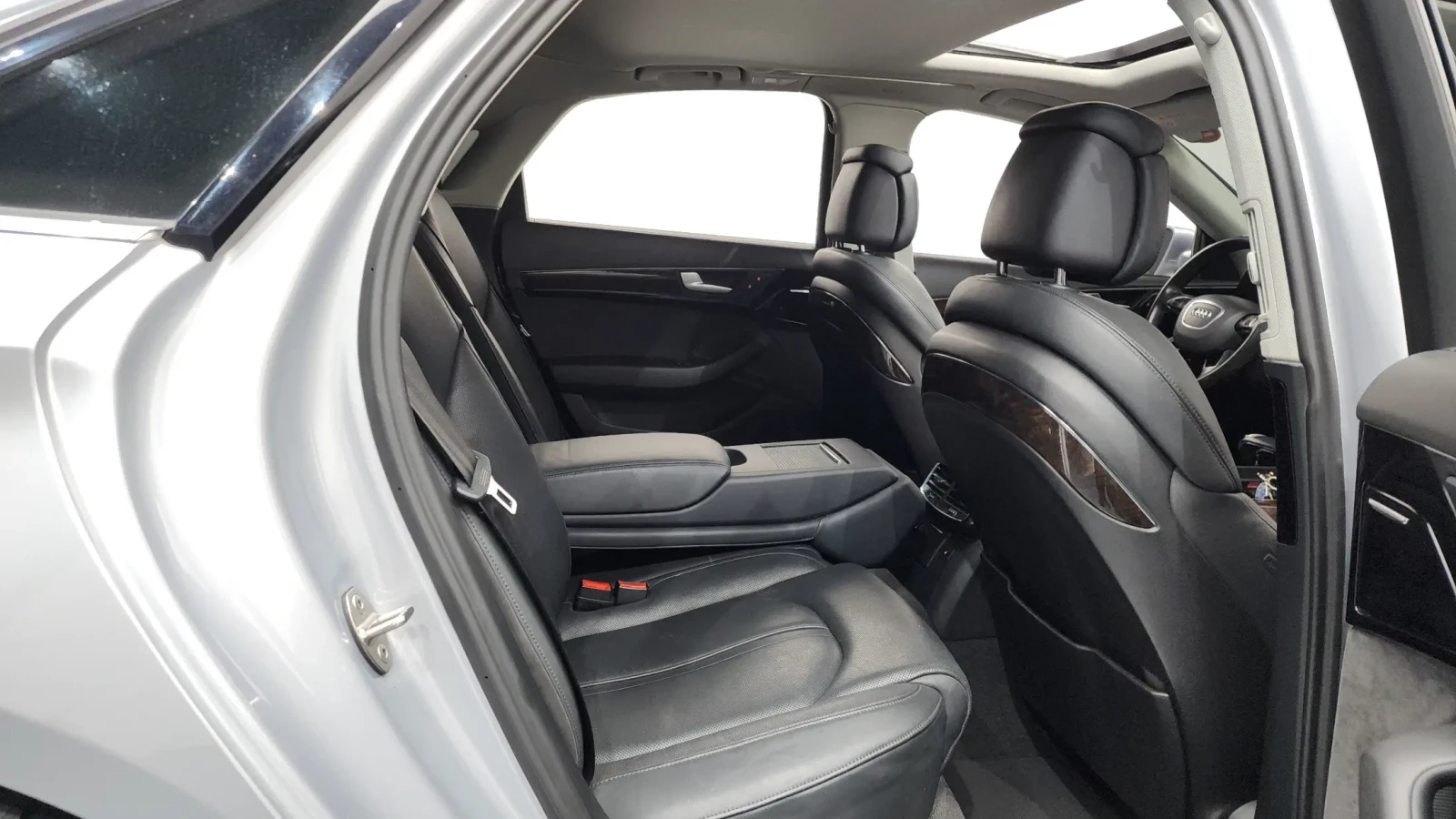 Audi A8 QUATTRO* ОБДУХ* Пано* 360, снимка 9 - Автомобили и джипове - 54767074