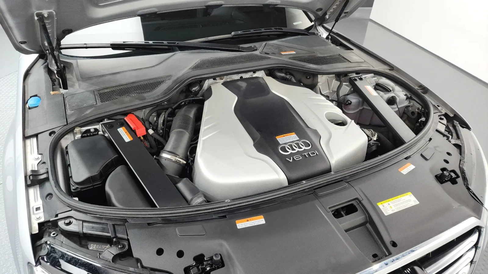 Audi A8 QUATTRO* ОБДУХ* Пано* 360, снимка 5 - Автомобили и джипове - 54767074