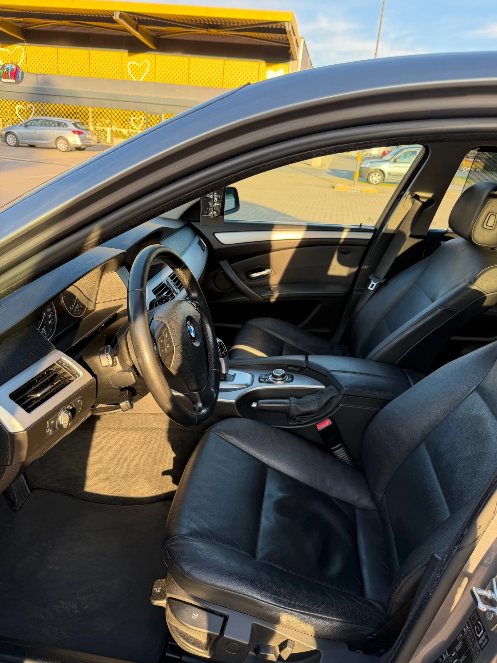 BMW 525 M57 3.0d 197hp Facelift, снимка 9 - Автомобили и джипове - 54839947