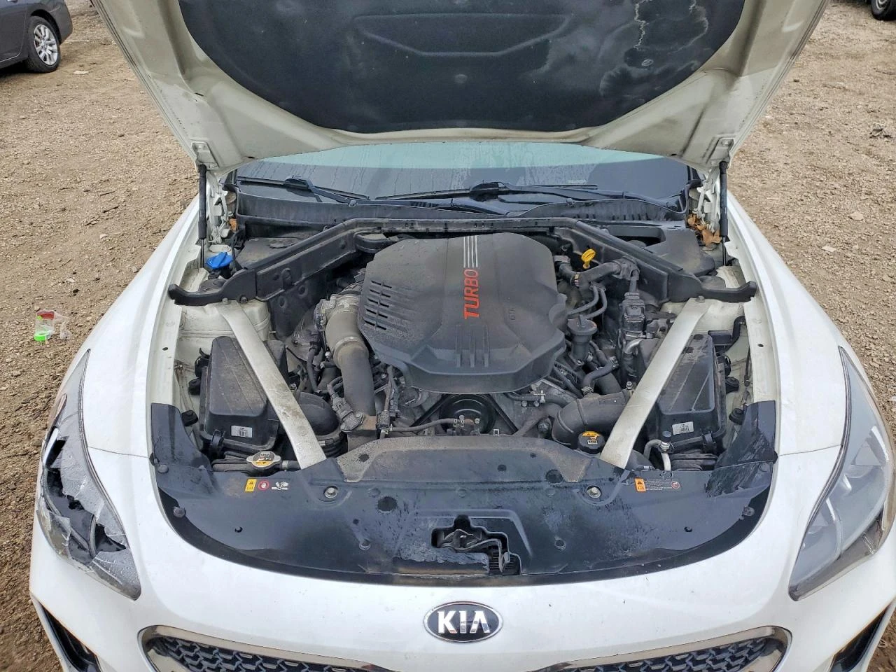 Kia Stinger 3.3l Gt, снимка 11 - Автомобили и джипове - 54888532