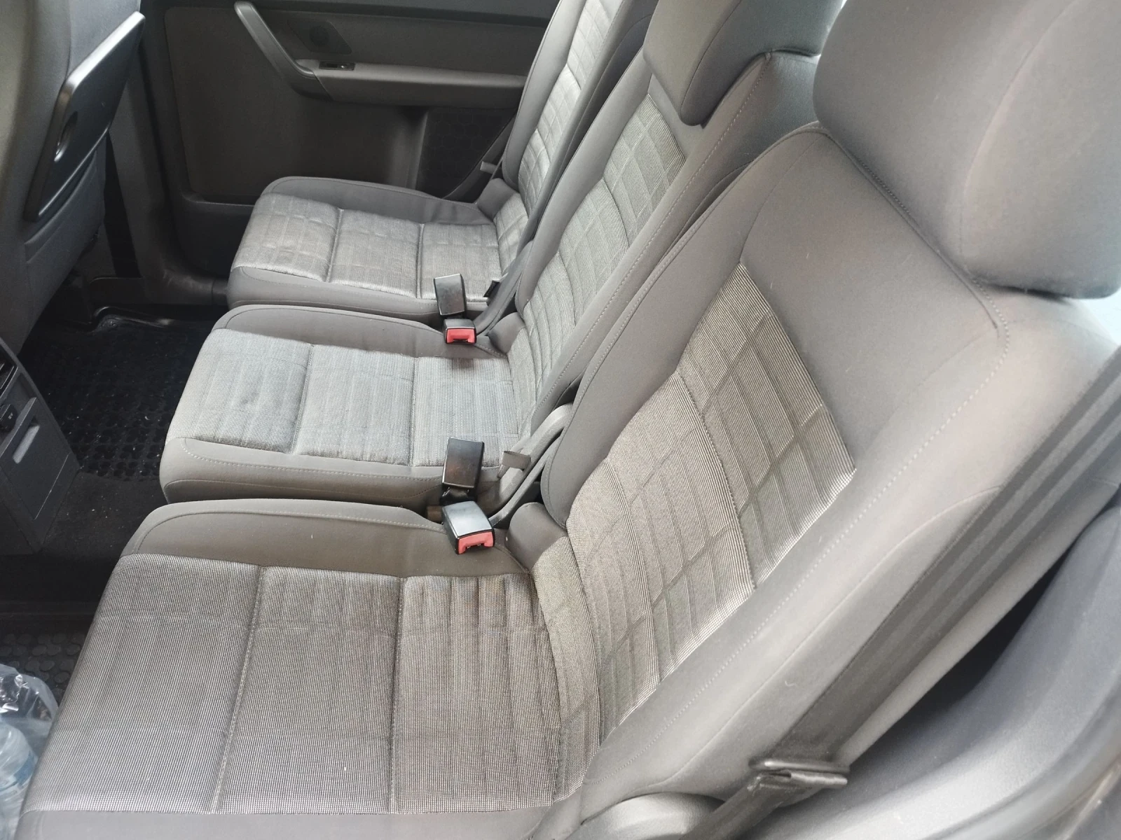 VW Touran, снимка 3 - Автомобили и джипове - 54966719