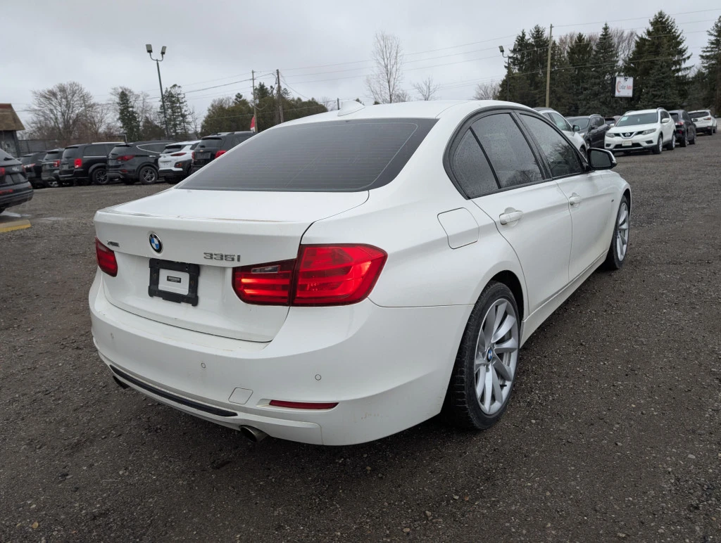 BMW 335 I xDrive* ПАНОРАМА* КСЕНОН* ПОДГРЕВ* ПАМЕТ, снимка 16 - Автомобили и джипове - 55219075