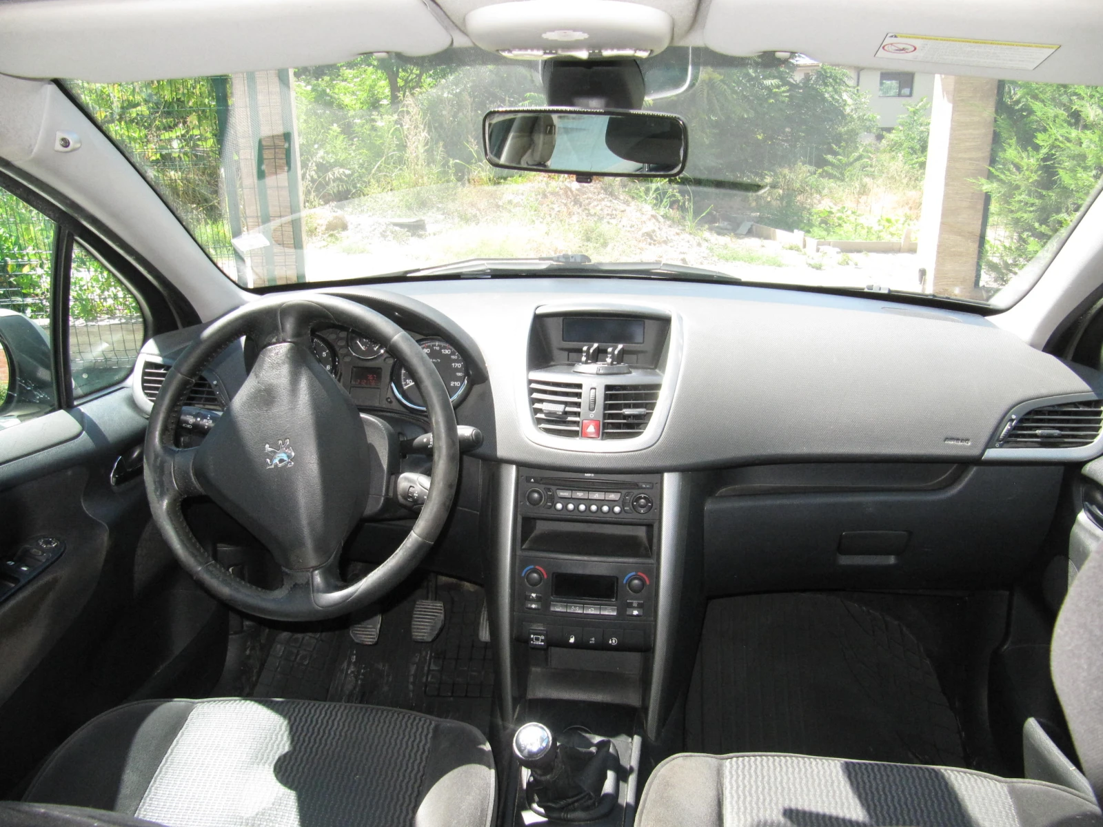 Peugeot 207, снимка 10 - Автомобили и джипове - 55238444
