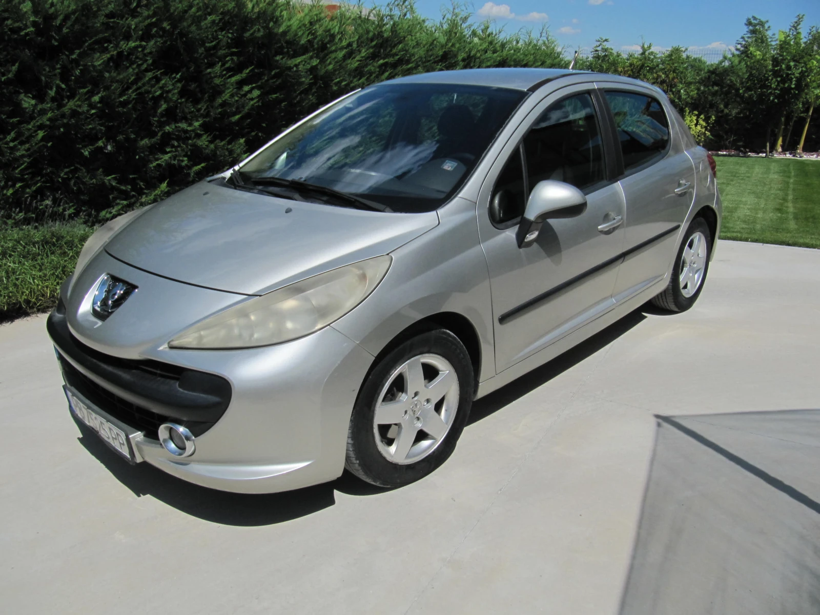 Peugeot 207