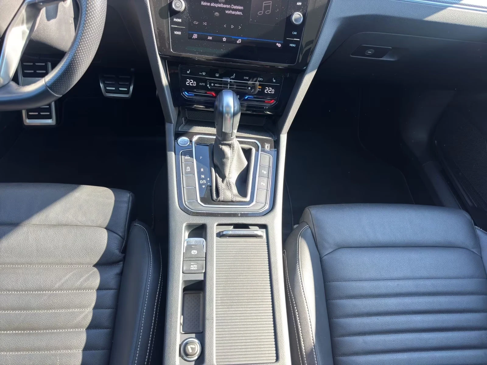 VW Passat ALLTRACK/200HP/4X4/HUD/CAM/PANO/LED/KLESS/610z, снимка 14 - Автомобили и джипове - 55301406