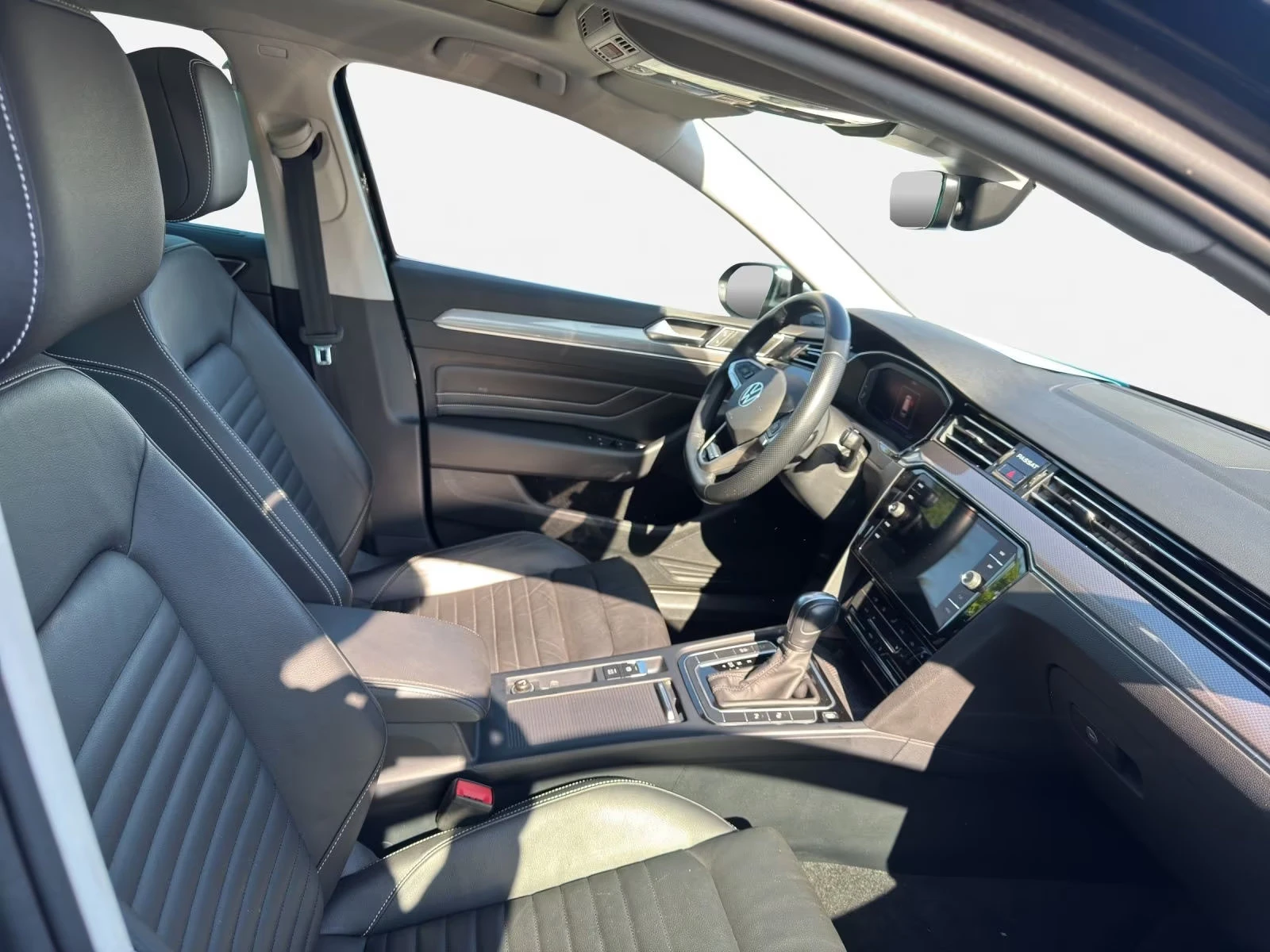 VW Passat ALLTRACK/200HP/4X4/HUD/CAM/PANO/LED/KLESS/610z, снимка 13 - Автомобили и джипове - 55301406