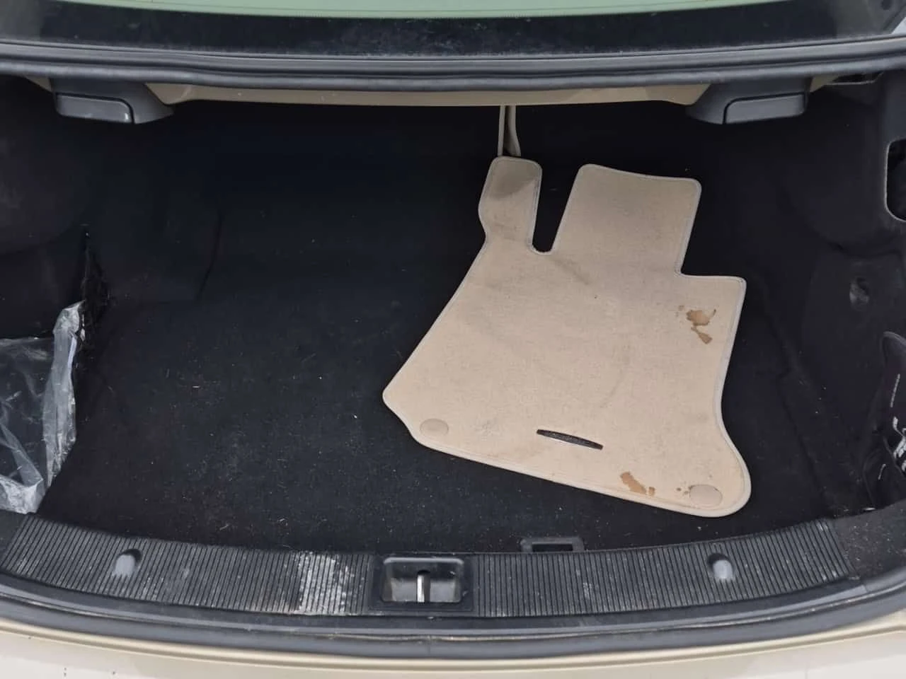Mercedes-Benz E 400 АМГ ПАКЕТ/CARFAX/ОБДУХ/ПАНО/ХАРМАН/ПОДГРЕВ, снимка 14 - Автомобили и джипове - 55590074