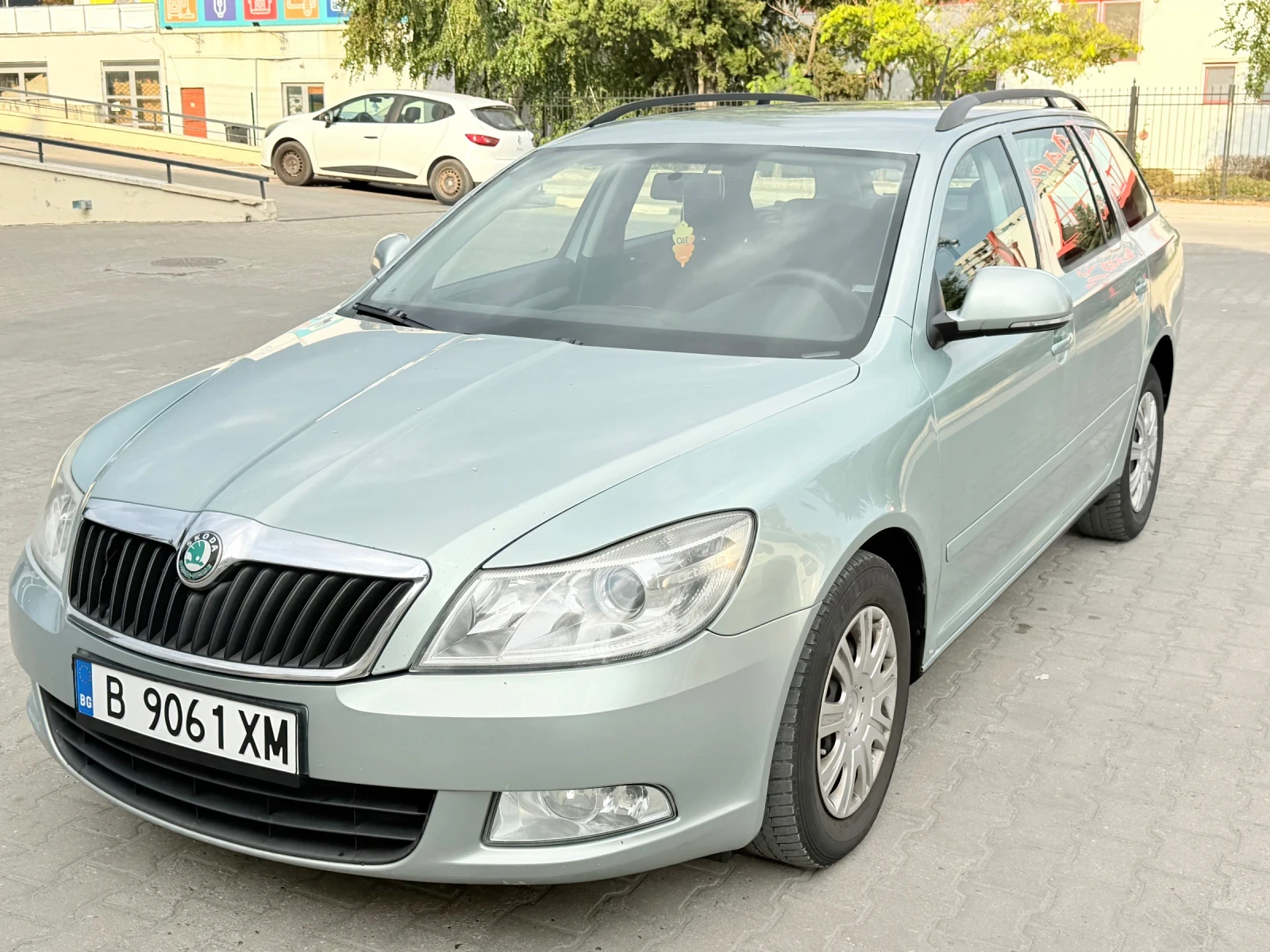 Skoda Octavia 1.6 TDI 105кс Швейцария, снимка 3 - Автомобили и джипове - 55600957