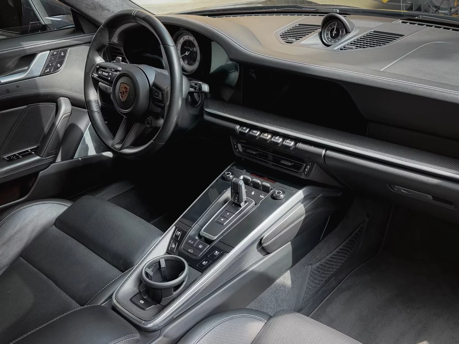 Porsche 911 Turbo s lift aero бартер 220K !!!, снимка 11 - Автомобили и джипове - 55886180