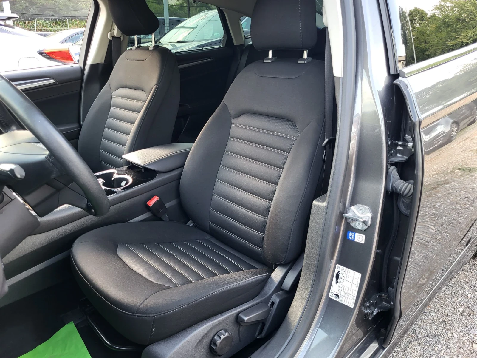 Ford Mondeo 1.5 HDI / ECO NETIC/ PLATINUM , снимка 9 - Автомобили и джипове - 55889182