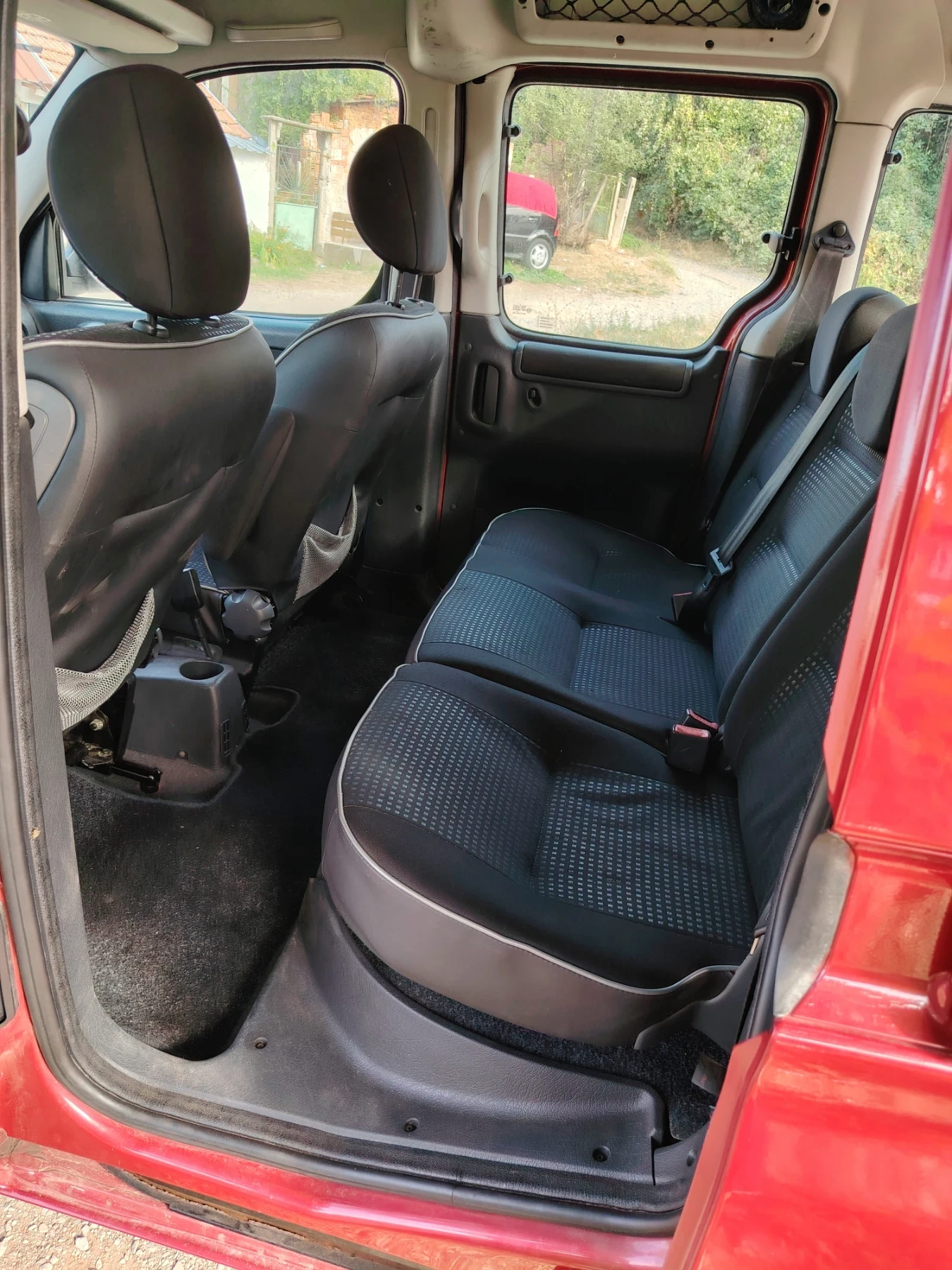 Peugeot Partner, снимка 9 - Автомобили и джипове - 56141755