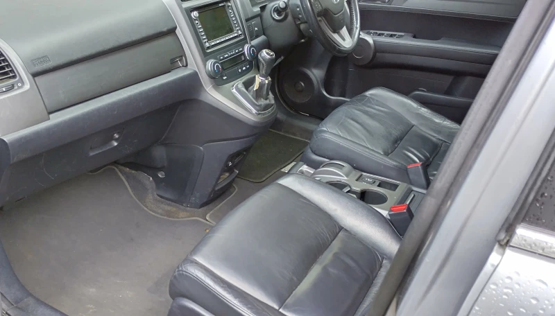 Honda Cr-v 2.0 Бензин, снимка 8 - Автомобили и джипове - 47523557