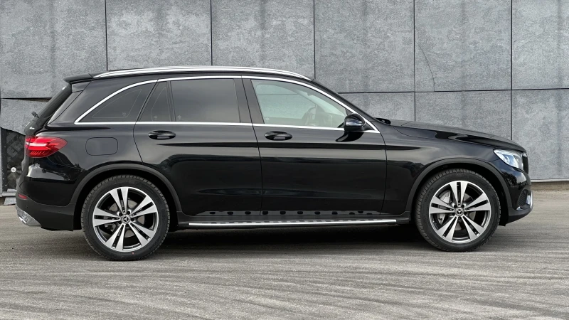 Mercedes-Benz GLC 250, снимка 9 - Автомобили и джипове - 51055915