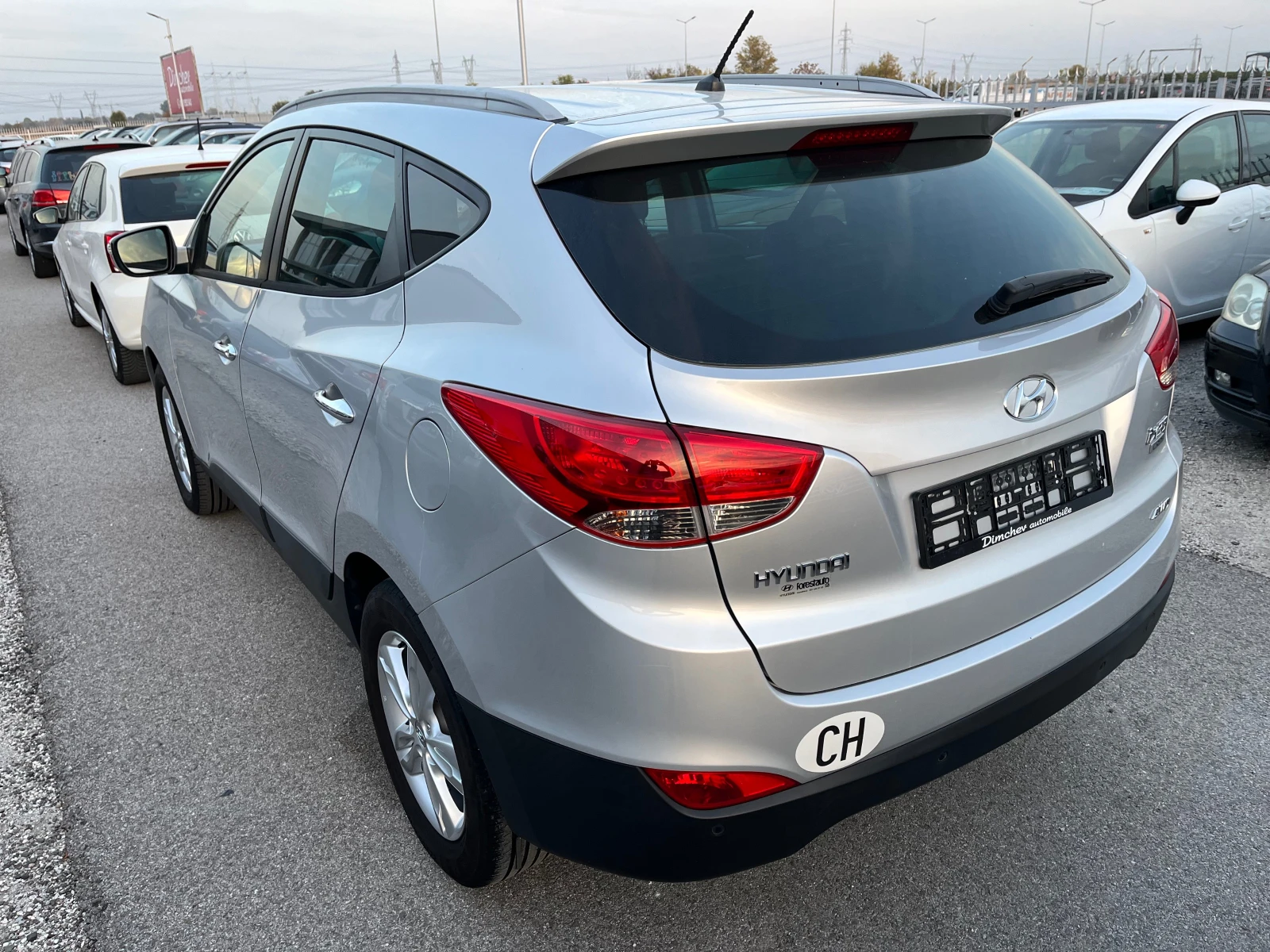 Hyundai IX35 4x4 2.0 D 136k.c - изображение 5