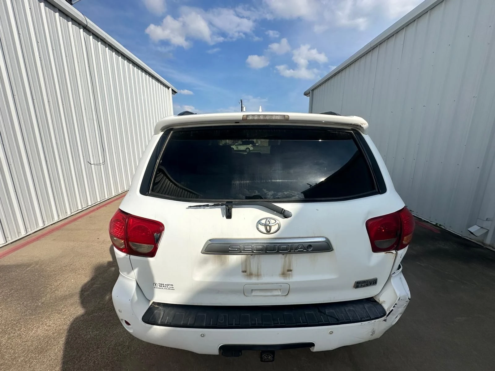 Toyota Sequoia 5.L V8 - изображение 5