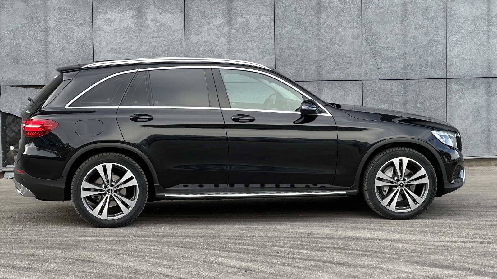 Mercedes-Benz GLC 250  - изображение 9