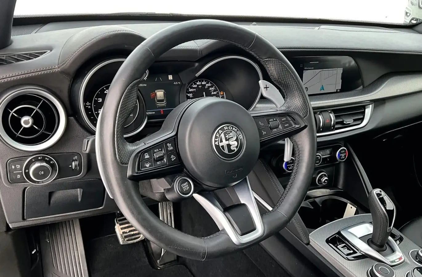 Alfa Romeo Stelvio 2022 Alfa Romeo Stelvio Veloce - изображение 9