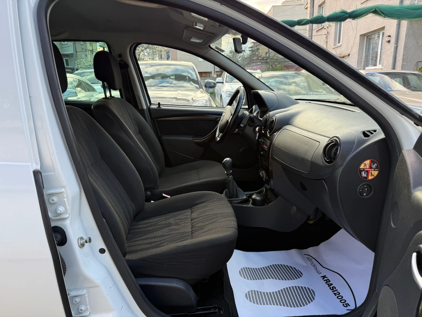 Dacia Duster 1.5DCI 4X4 110HP , снимка 13 - Автомобили и джипове - 54231169