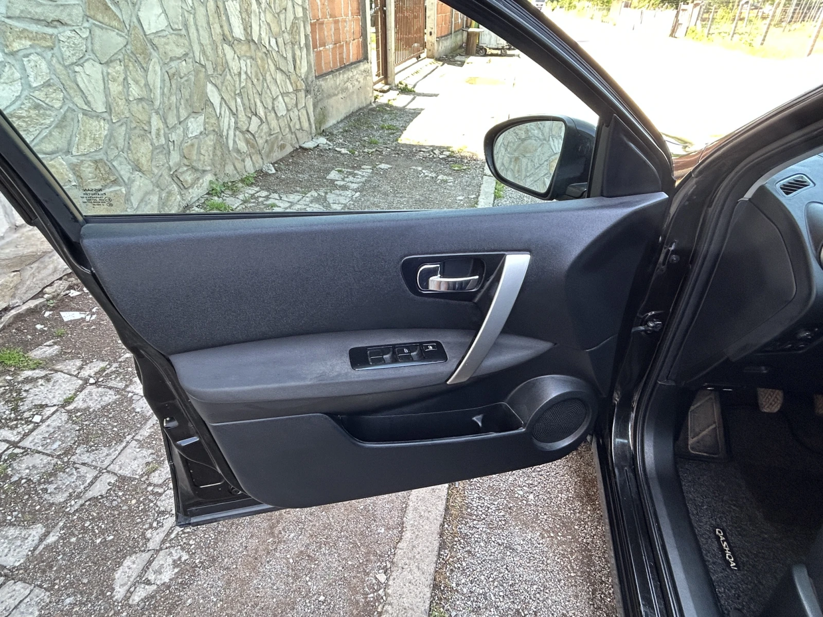 Nissan Qashqai 1.6-Газ/Бензин, снимка 12 - Автомобили и джипове - 54803479