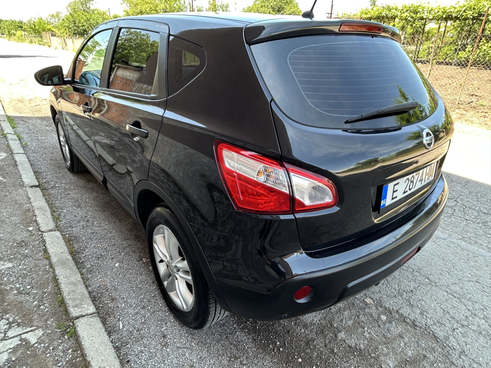 Nissan Qashqai 1.6-Газ/Бензин, снимка 3 - Автомобили и джипове - 54803479