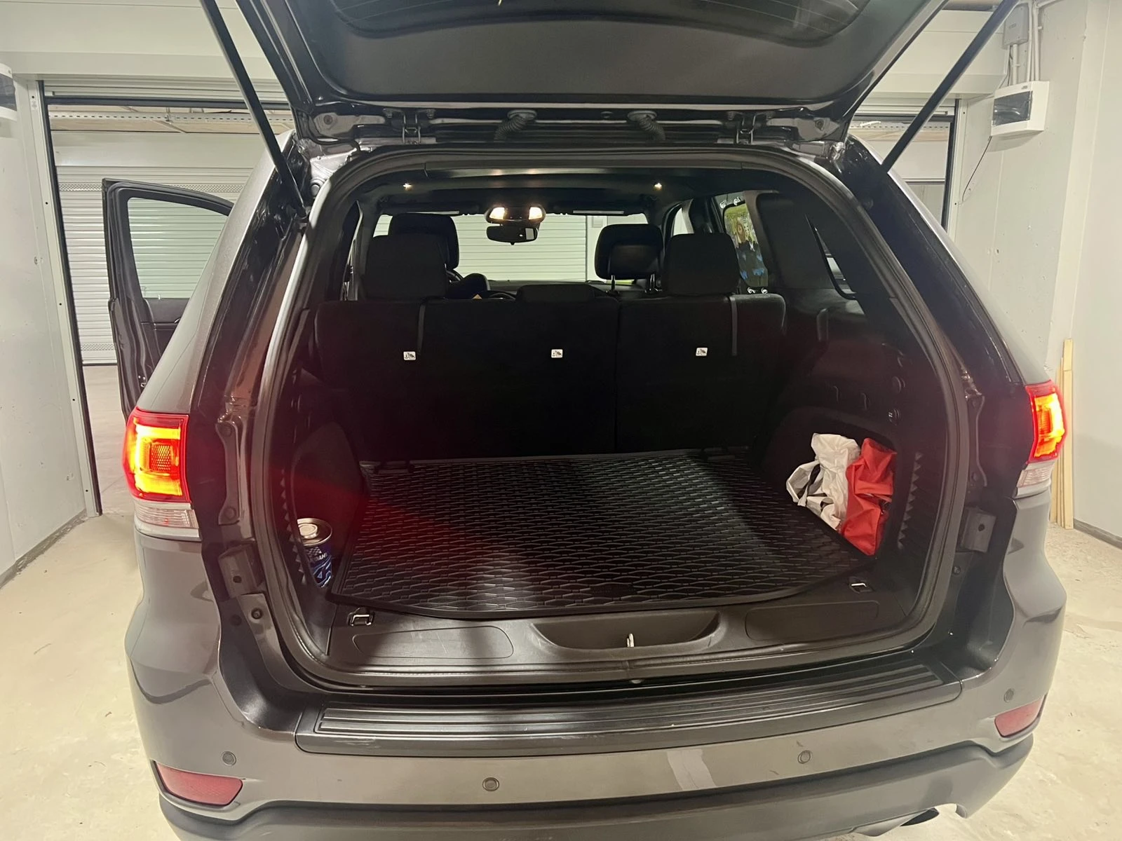 Jeep Grand cherokee Laredo Extended, снимка 16 - Автомобили и джипове - 55799771