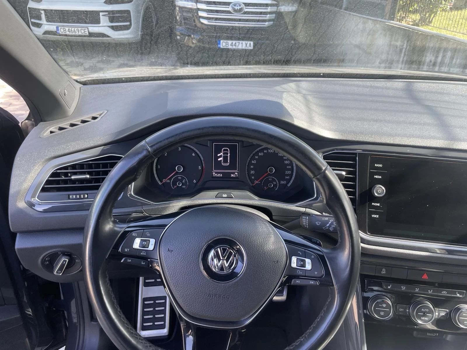 VW T-Roc 2.0 TDI , снимка 5 - Автомобили и джипове - 56528965