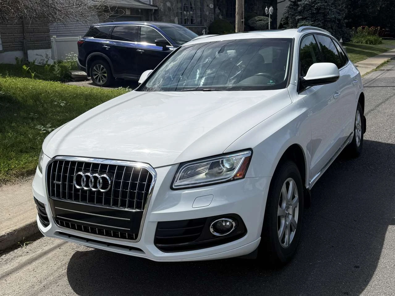 Audi Q5 2L turbo progresiv, снимка 4 - Автомобили и джипове - 56554807