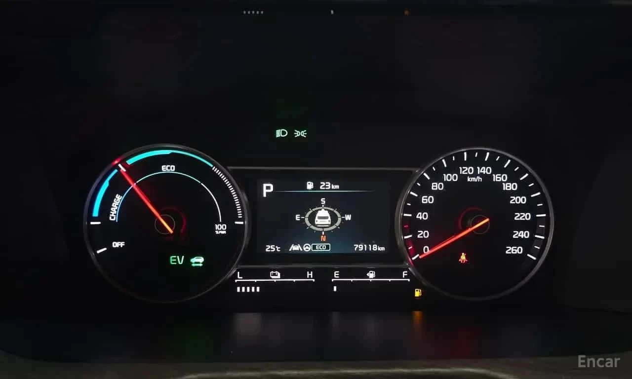 Kia Sorento, снимка 8 - Автомобили и джипове - 56716778