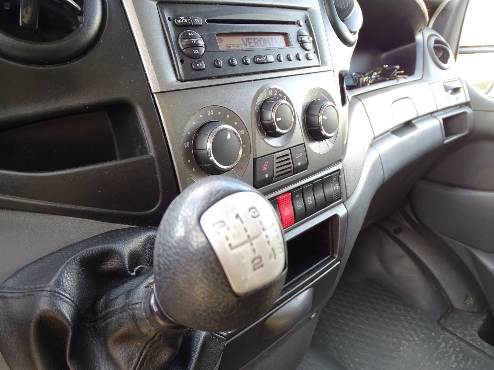 Iveco 35c17  КАТ. * Б* .КЛИМАТИК   - изображение 10