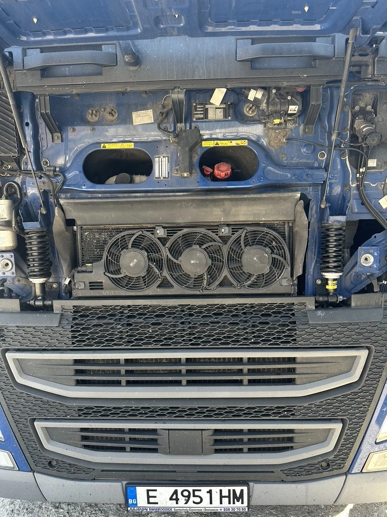 Volvo Fh 460, снимка 11 - Камиони - 56290277