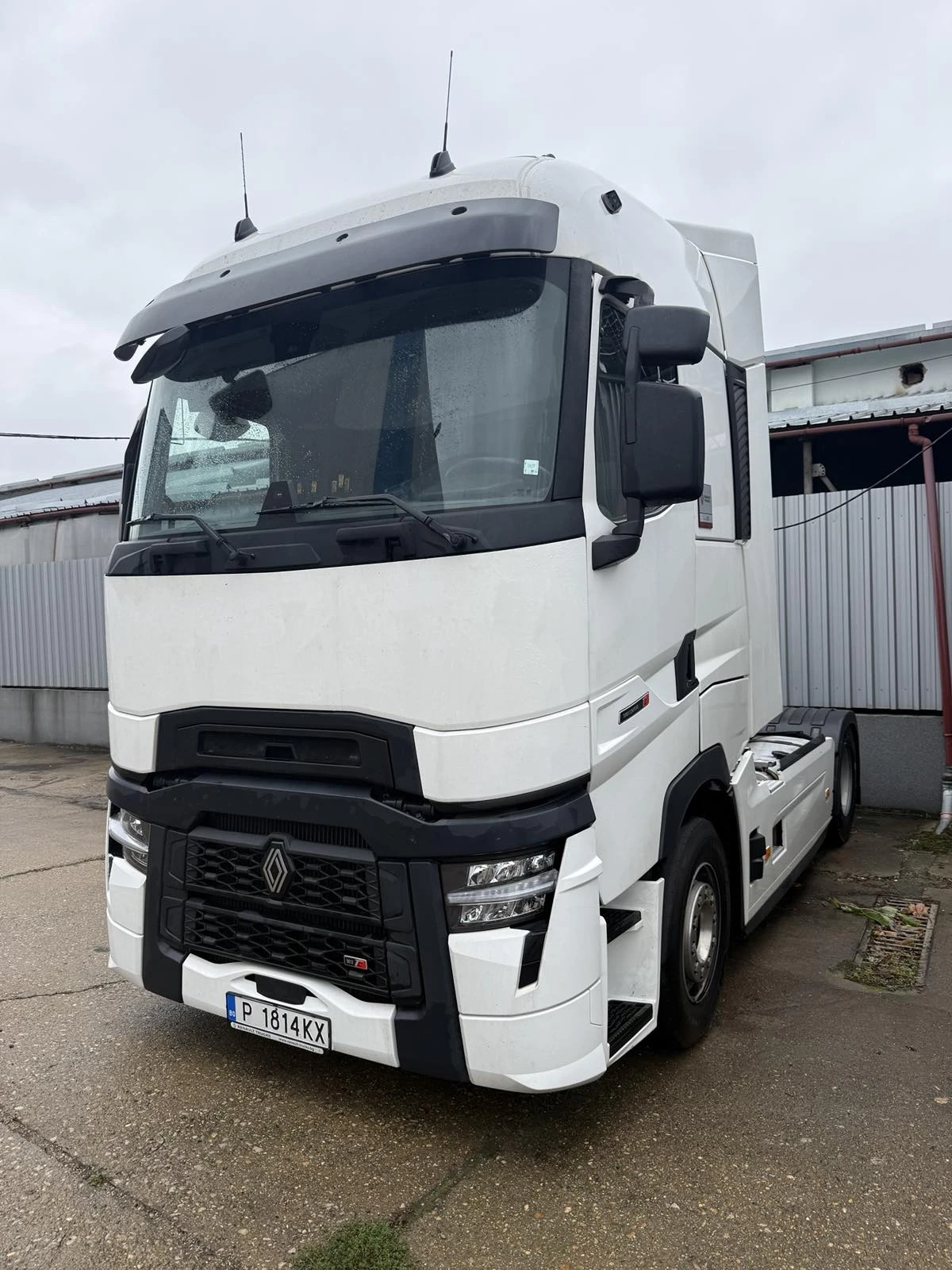 Renault T