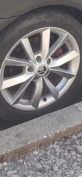    205/50R17  Skoda Octavia | Mobile.bg    3