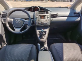 Toyota Corolla verso 2.0D4D, снимка 10