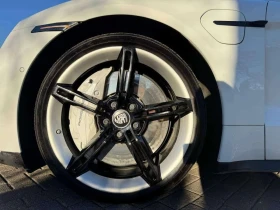 Porsche Taycan, снимка 9