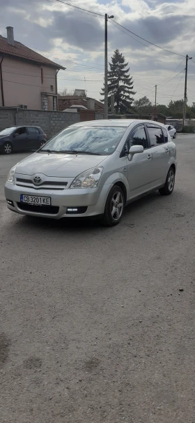 Toyota Corolla verso 18 vvti бензин, автомат, ван 7места, снимка 3