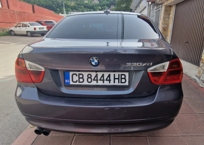 BMW 330 xd, снимка 7 - Автомобили и джипове - 47019691