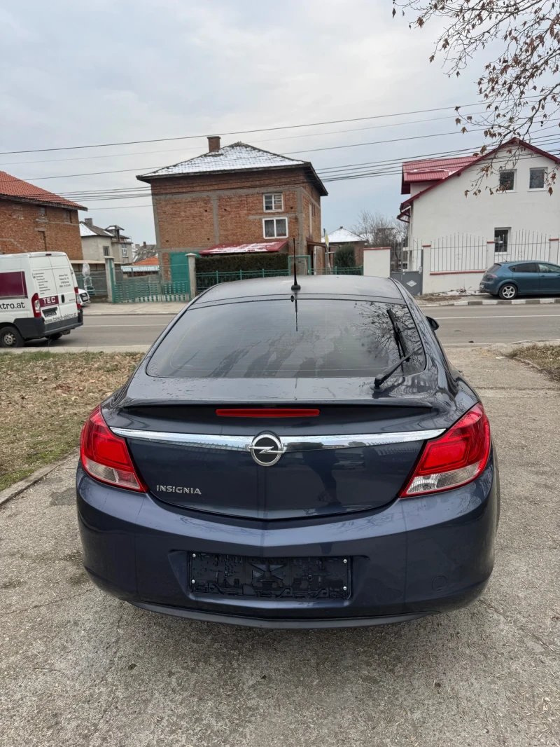 Opel Insignia 1.8 BENZIN AUSTRIA, снимка 6 - Автомобили и джипове - 49259419