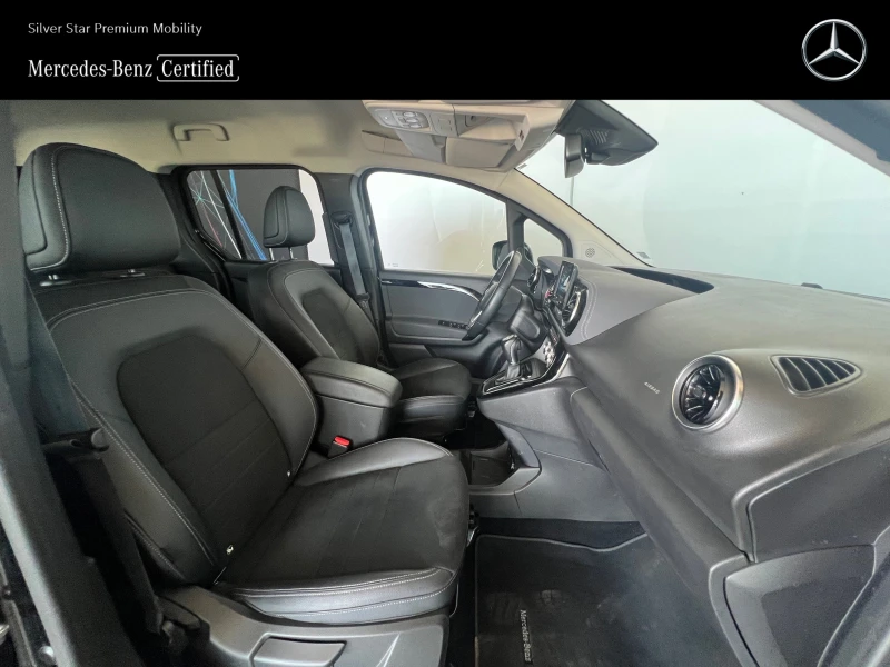 Mercedes-Benz T-класа 180d, снимка 9 - Автомобили и джипове - 50938710