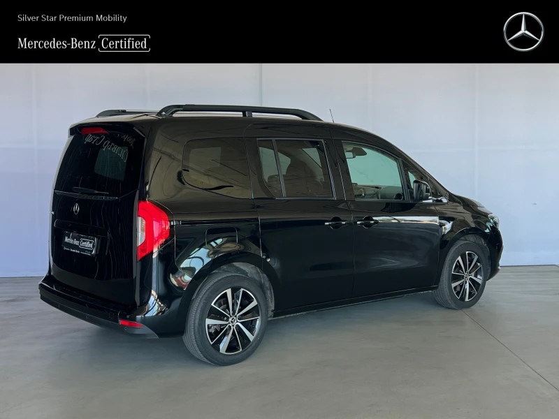 Mercedes-Benz T-класа 180d, снимка 4 - Автомобили и джипове - 50938710