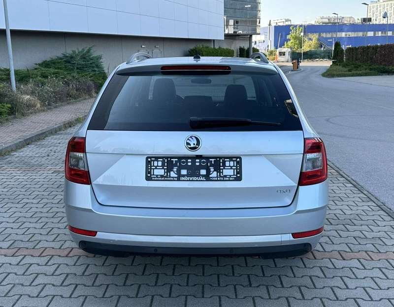 Skoda Octavia TDI/4x4/ DSG/TOP FULL FULL Швейцария, снимка 6 - Автомобили и джипове - 51186931