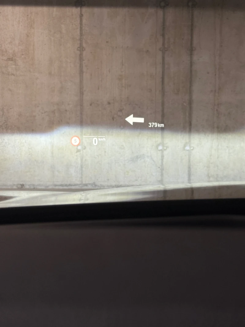 BMW 520 XDrive Sport Line , снимка 16 - Автомобили и джипове - 52349813