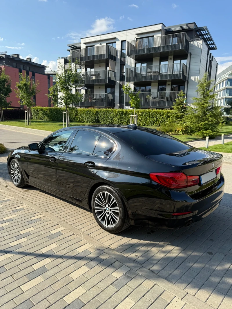 BMW 520 XDrive Sport Line , снимка 11 - Автомобили и джипове - 52349813
